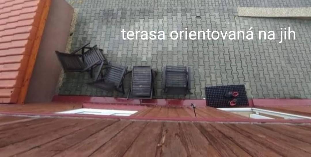 Apartmanova Chata Secanda S Bazenem, U Secske Prehrady エクステリア 写真