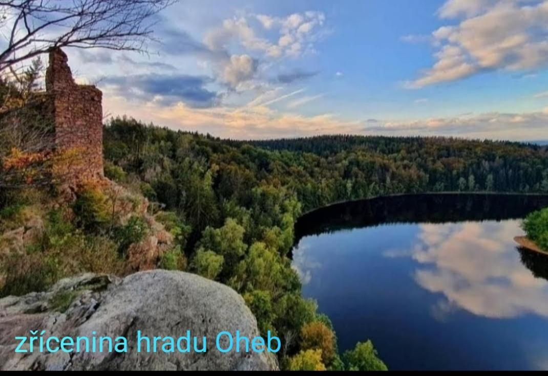 Apartmanova Chata Secanda S Bazenem, U Secske Prehrady エクステリア 写真